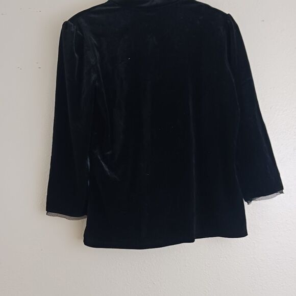 J. Jill Black Velvet Floral Embroidered Button Front Long Sleeve Top size XS - Picture 5 of 5
